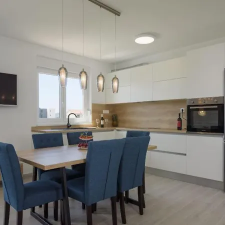 Apartment Lux *